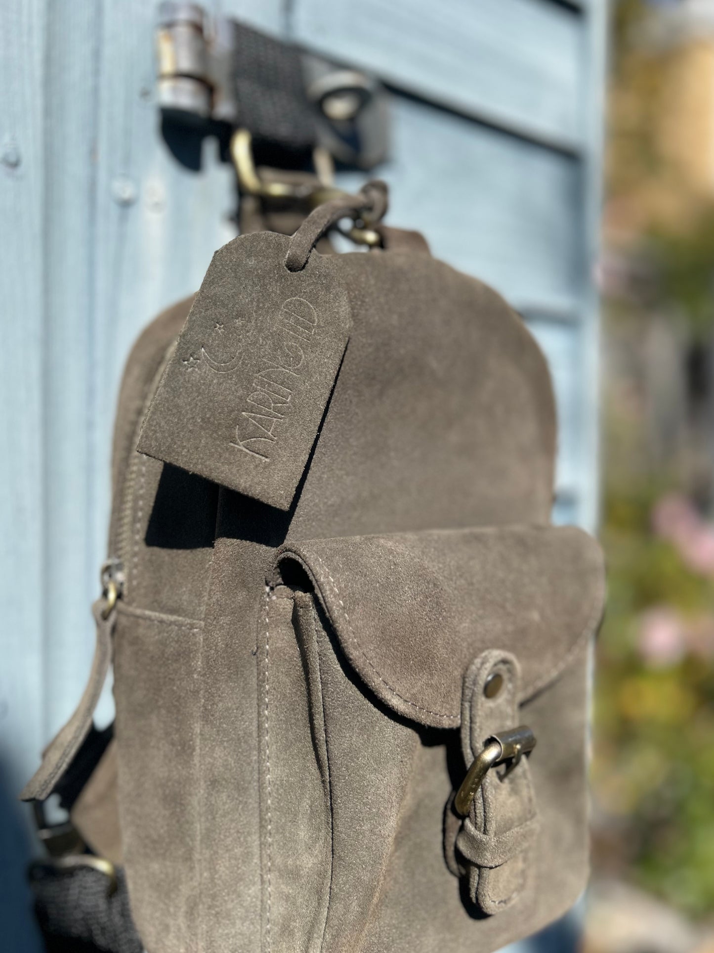 DABACHI - Cross Body Pack (Adventure, but make it stylish)