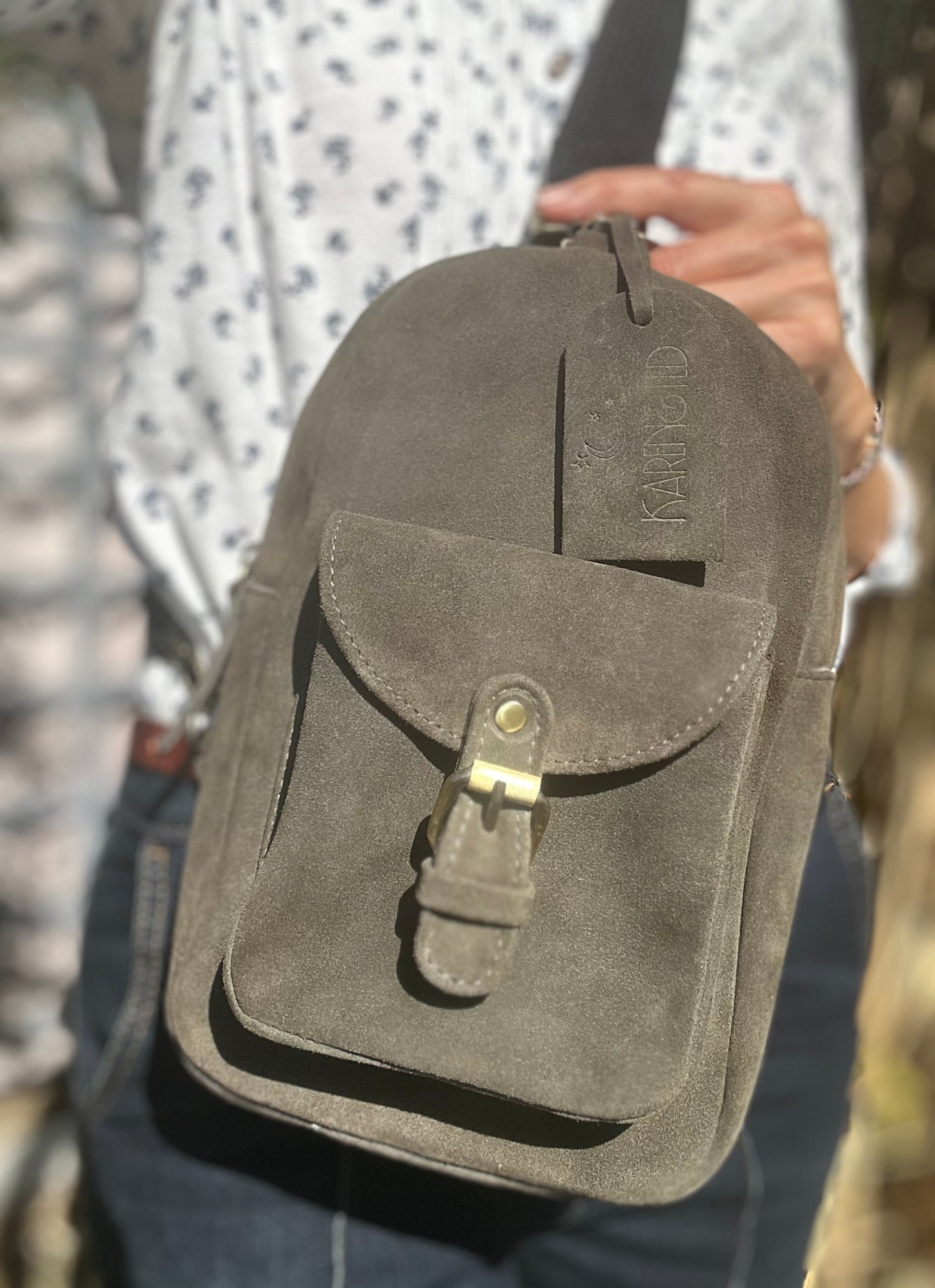 DABACHI - Cross Body Pack (Adventure, but make it stylish)