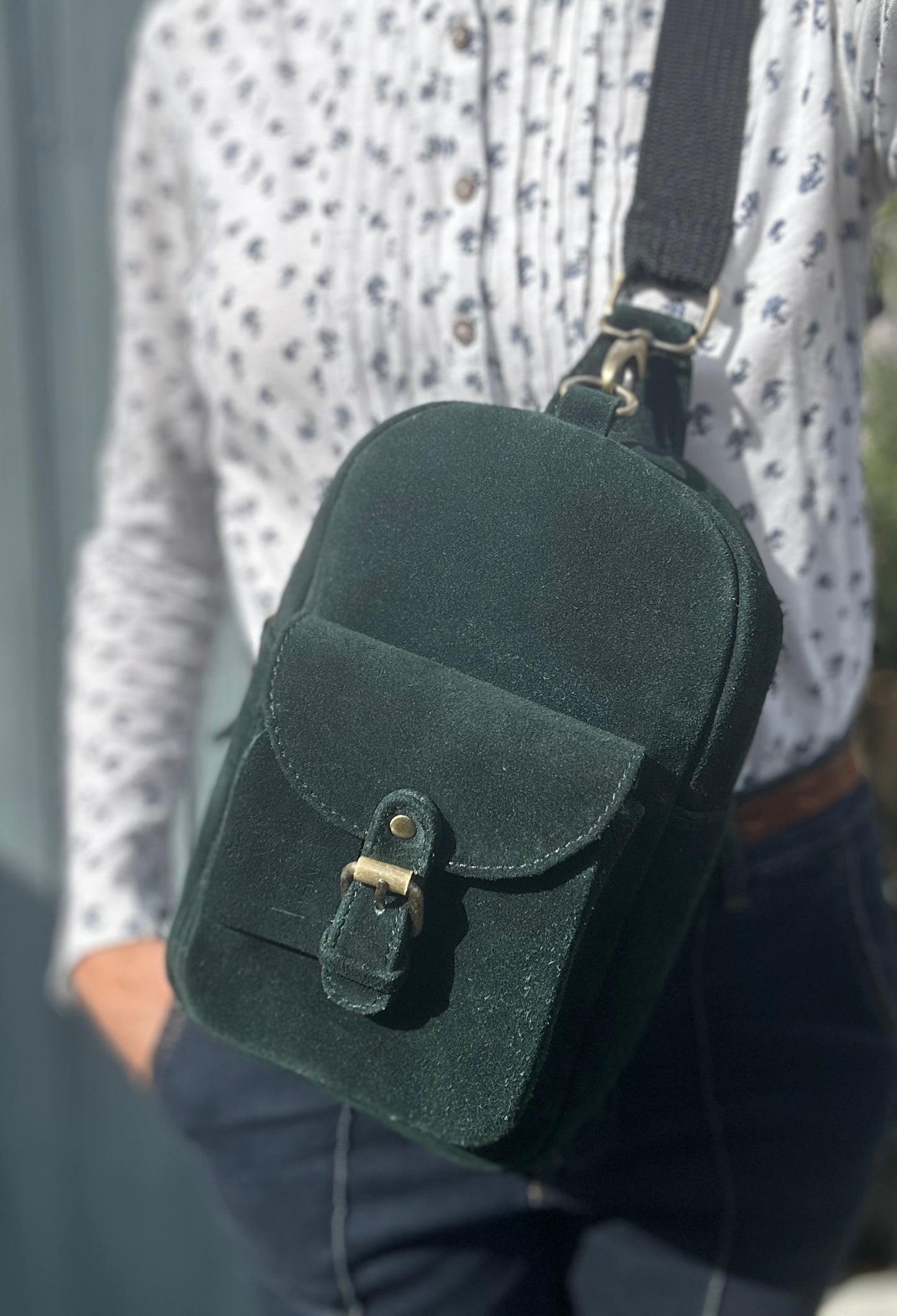 DABACHI - Cross Body Pack (Adventure, but make it stylish)