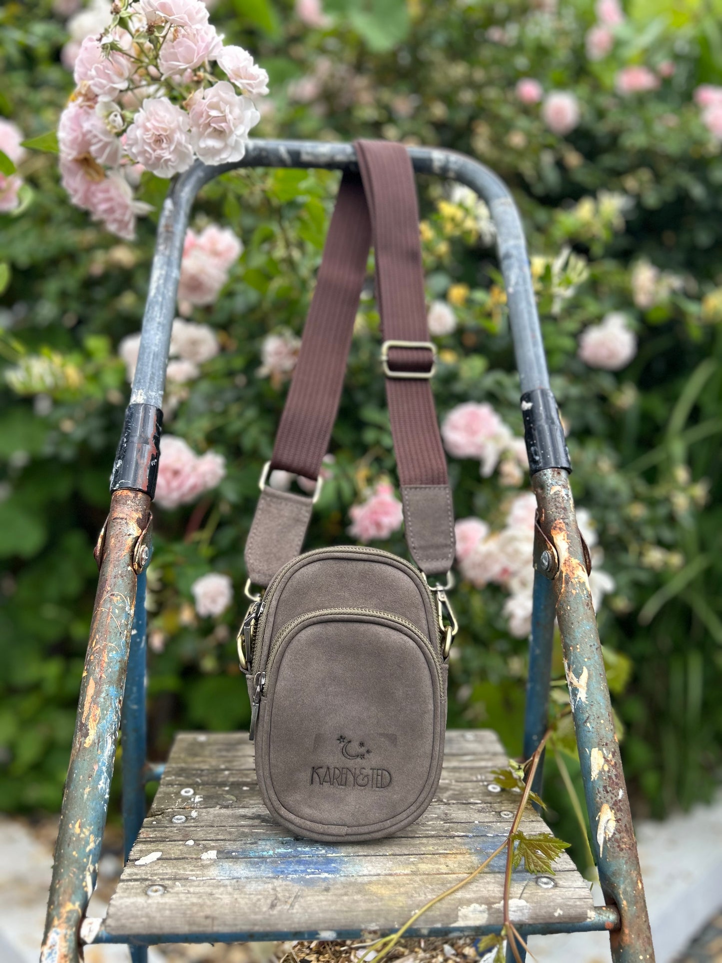 GUELIZ - Small Cross Body Bag