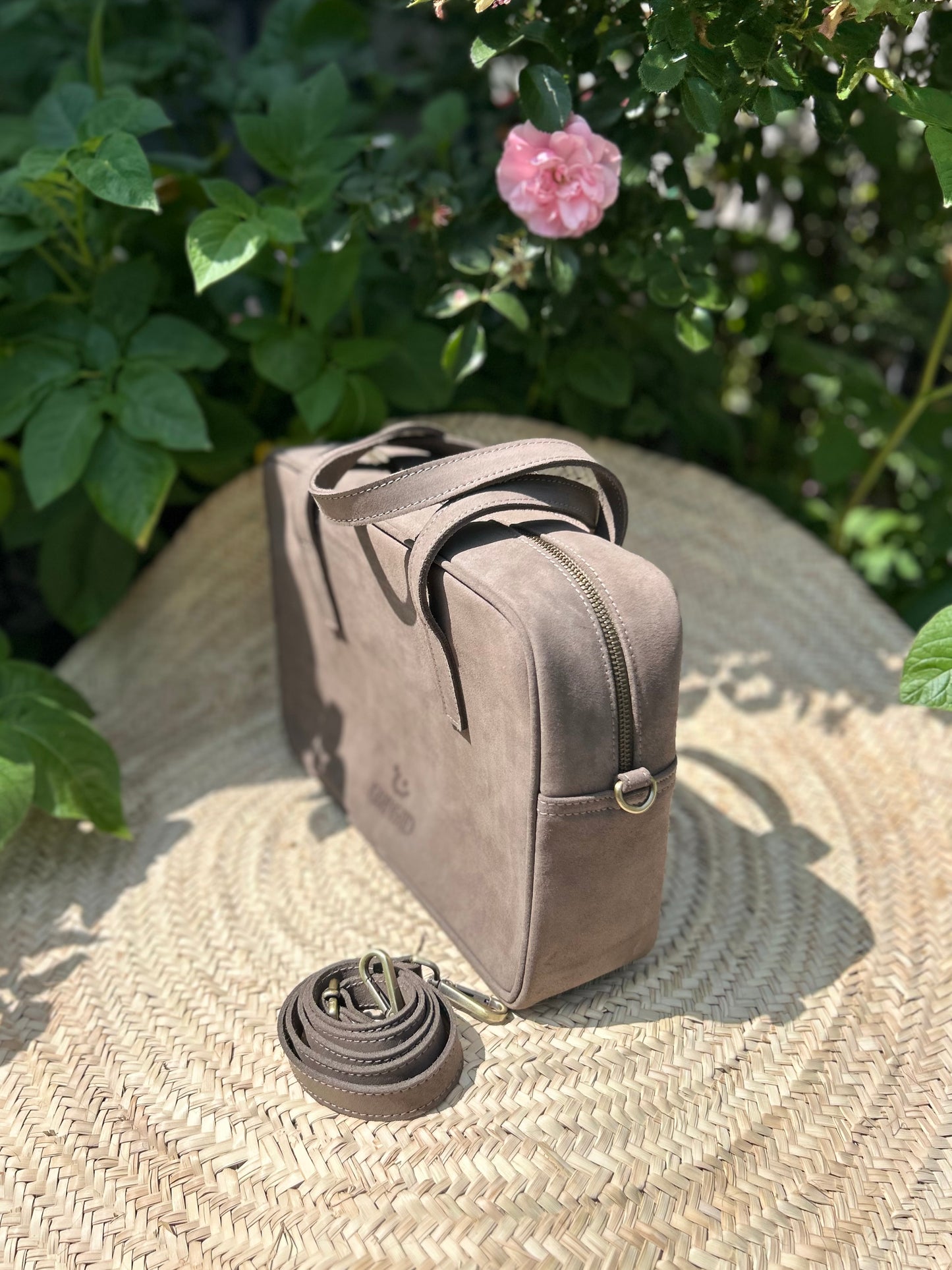 HIVERNAGE - Tablet/Small Laptop Bag