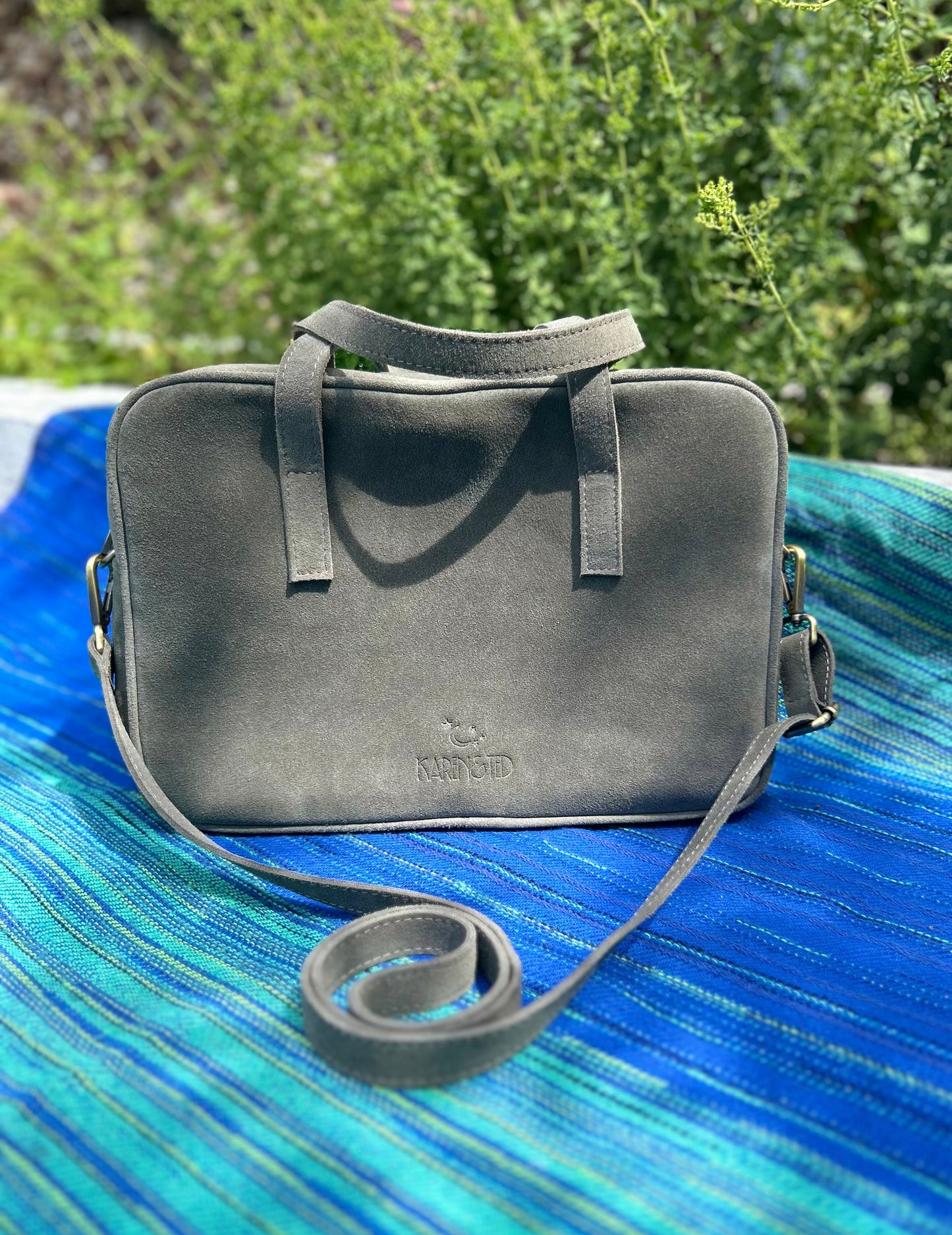 HIVERNAGE - Tablet/Small Laptop Bag