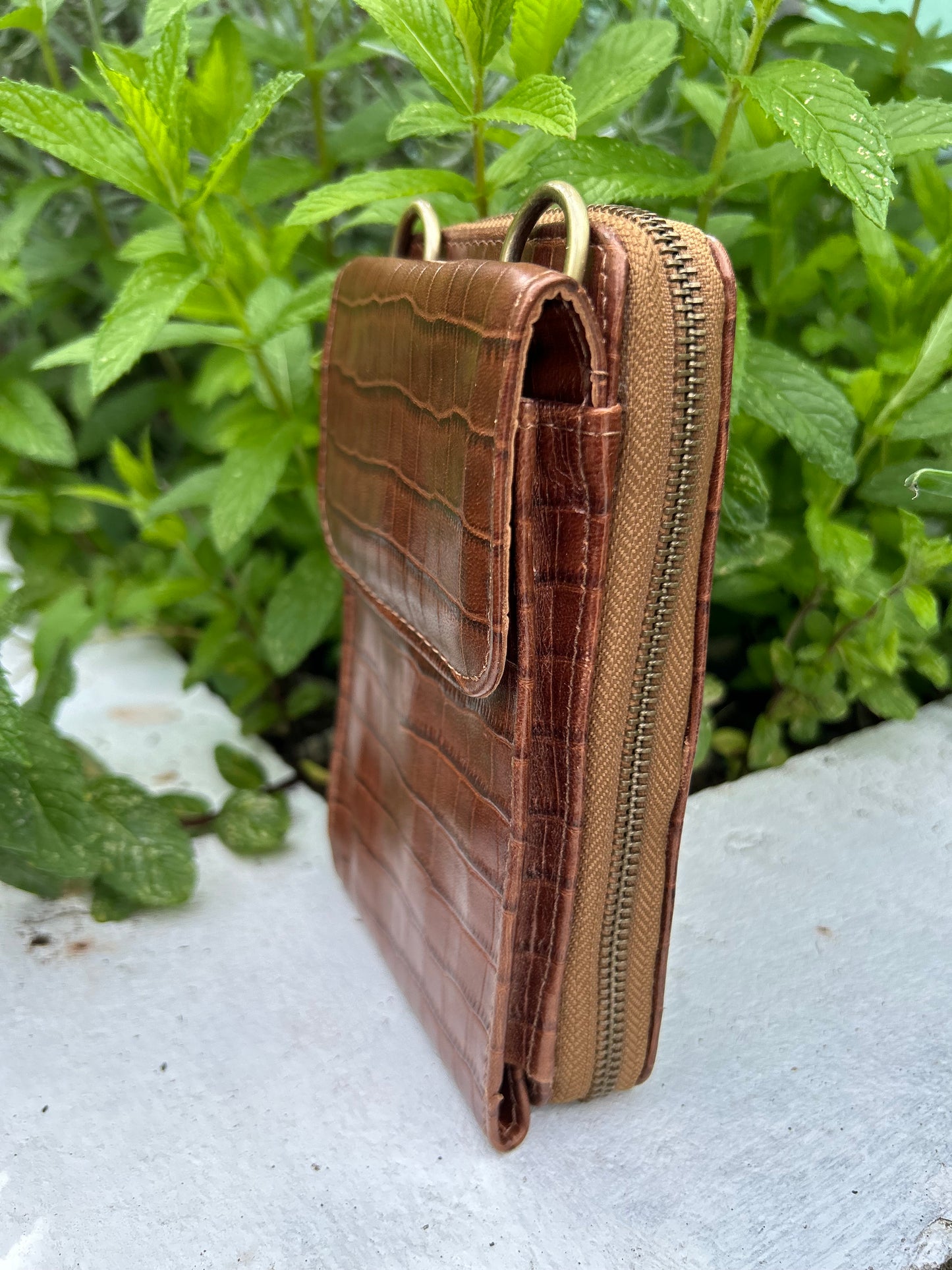 KASBAH - Phone/Wallet (Small but mighty)