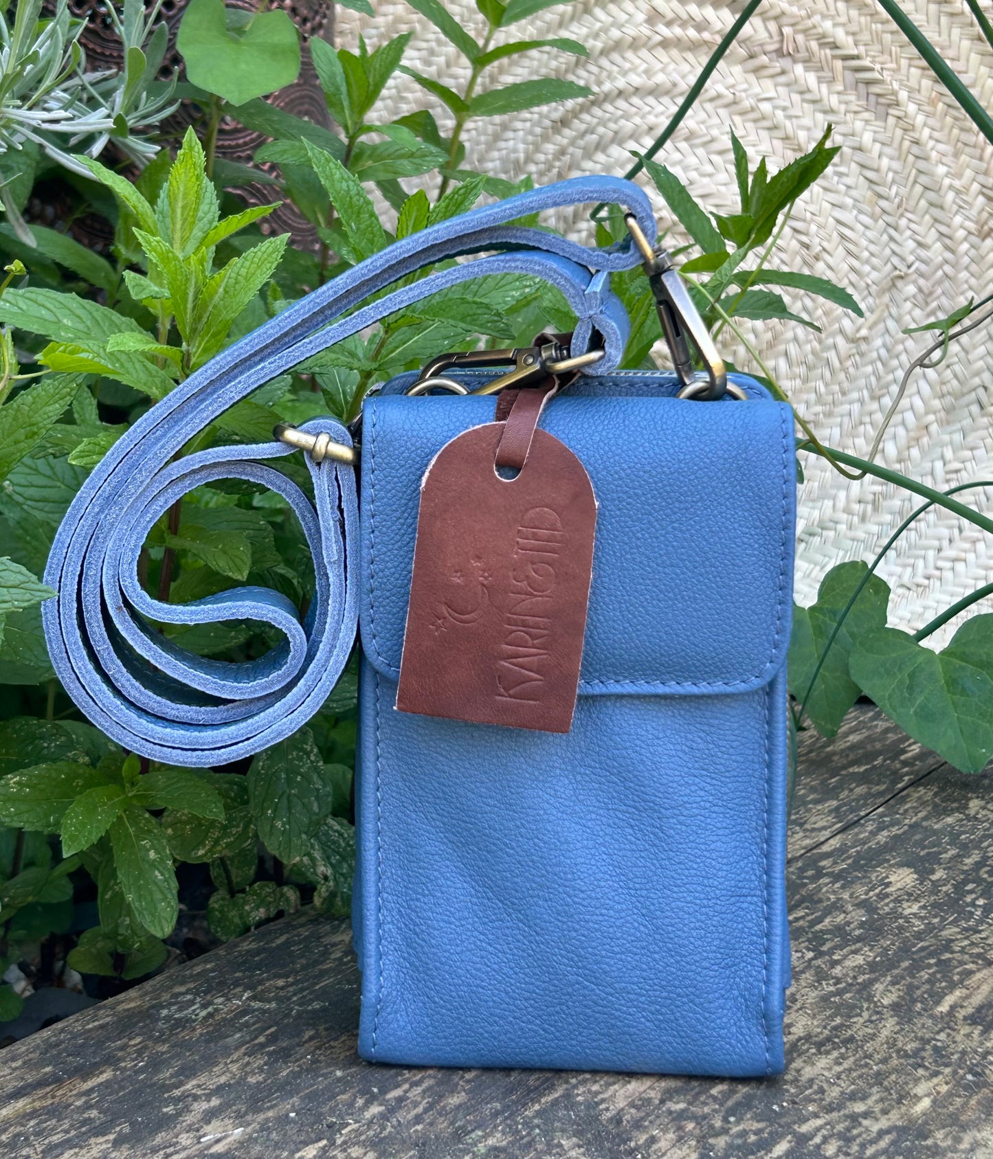 KASBAH - Phone/Wallet (Small but mighty)