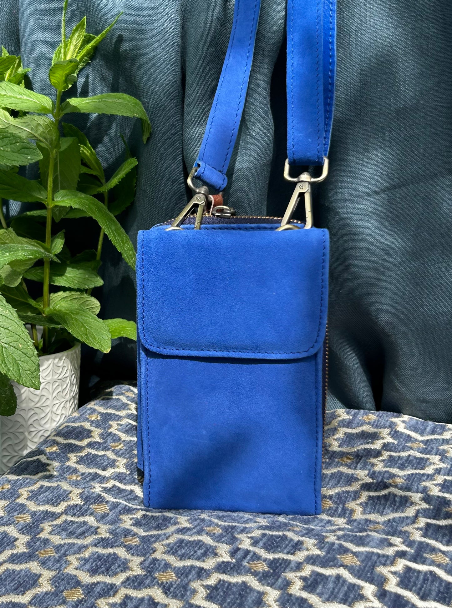 KASBAH - Phone/Wallet (Small but mighty)