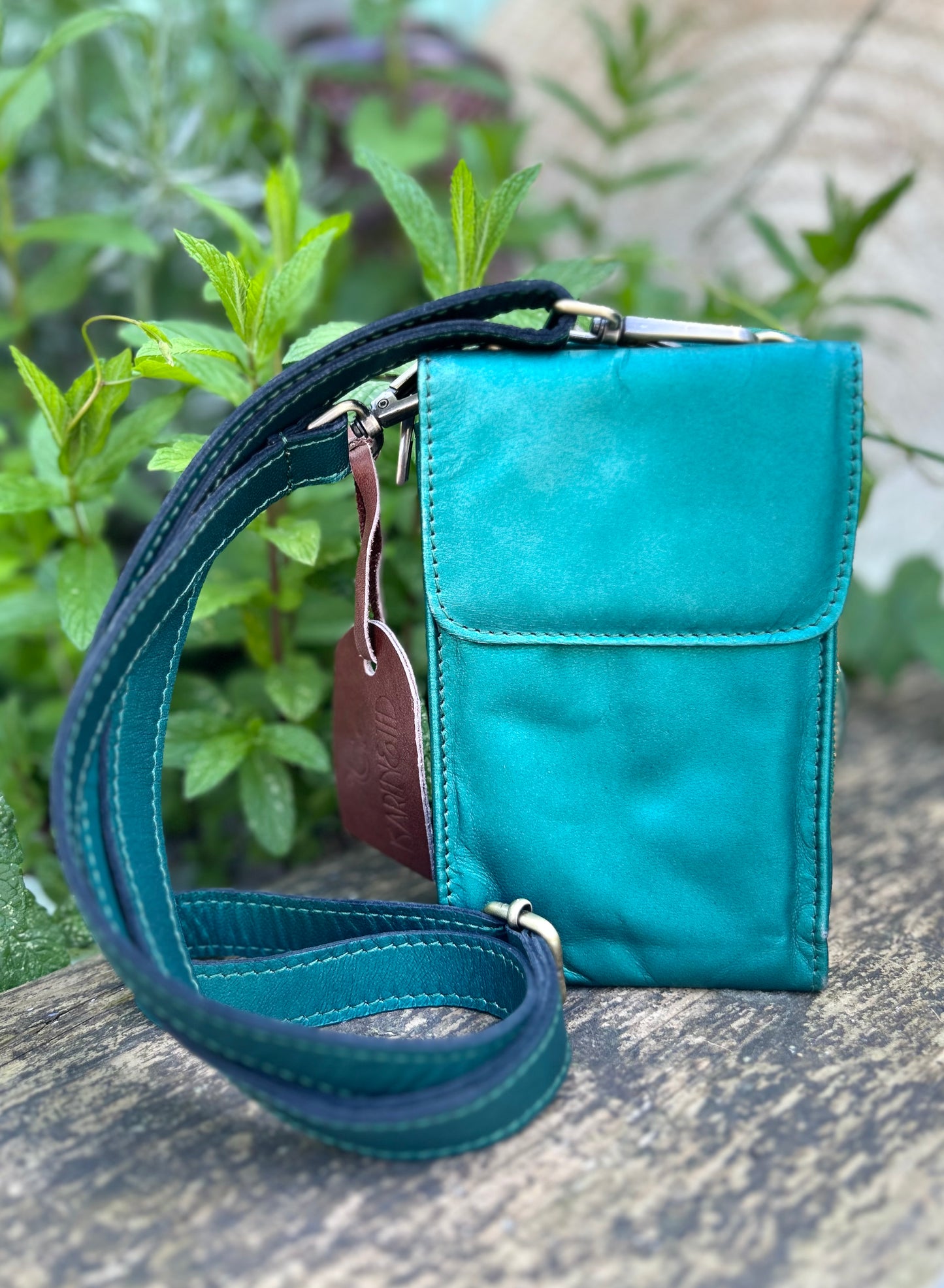 KASBAH - Phone/Wallet (Small but mighty)