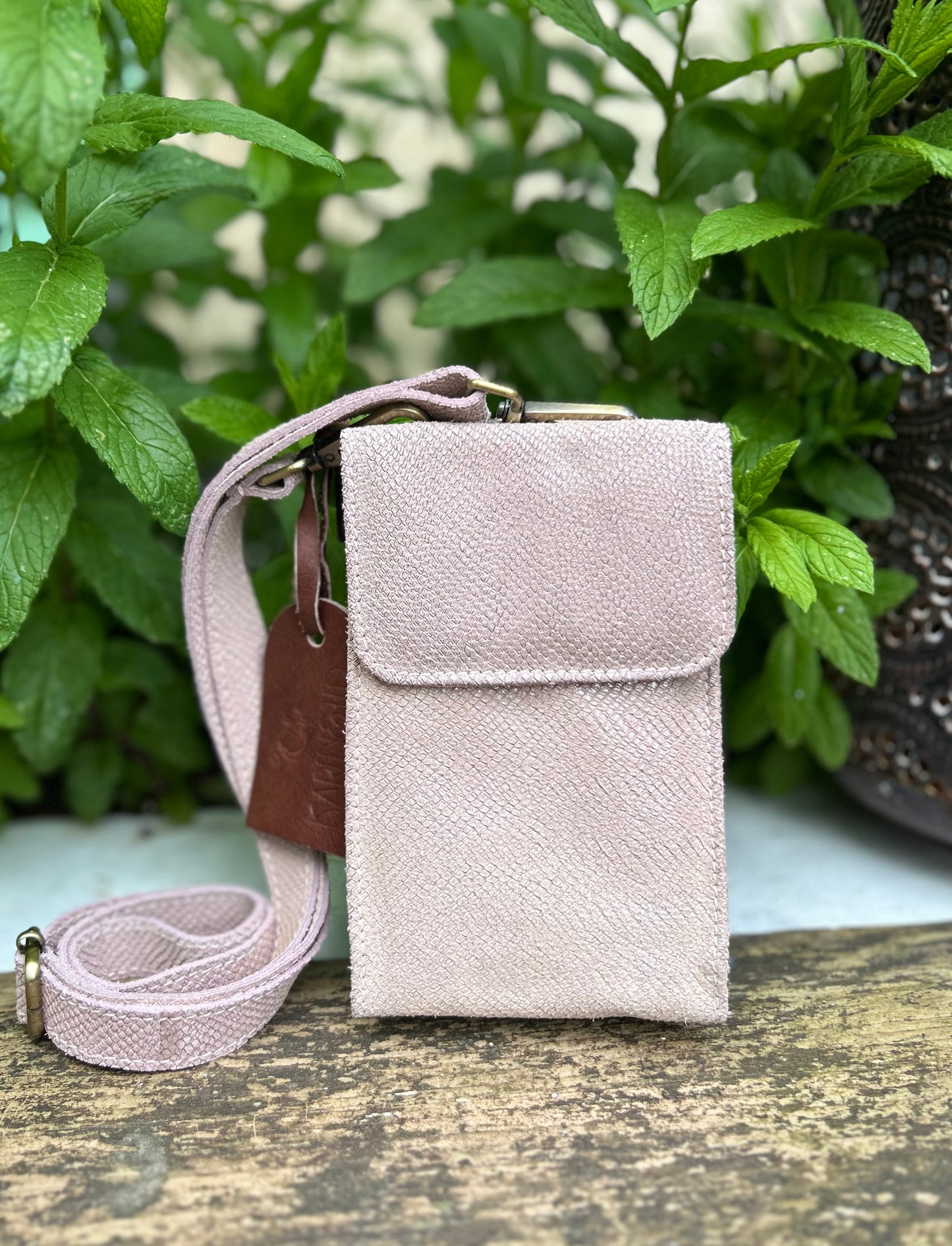 KASBAH - Phone/Wallet (Small but mighty)