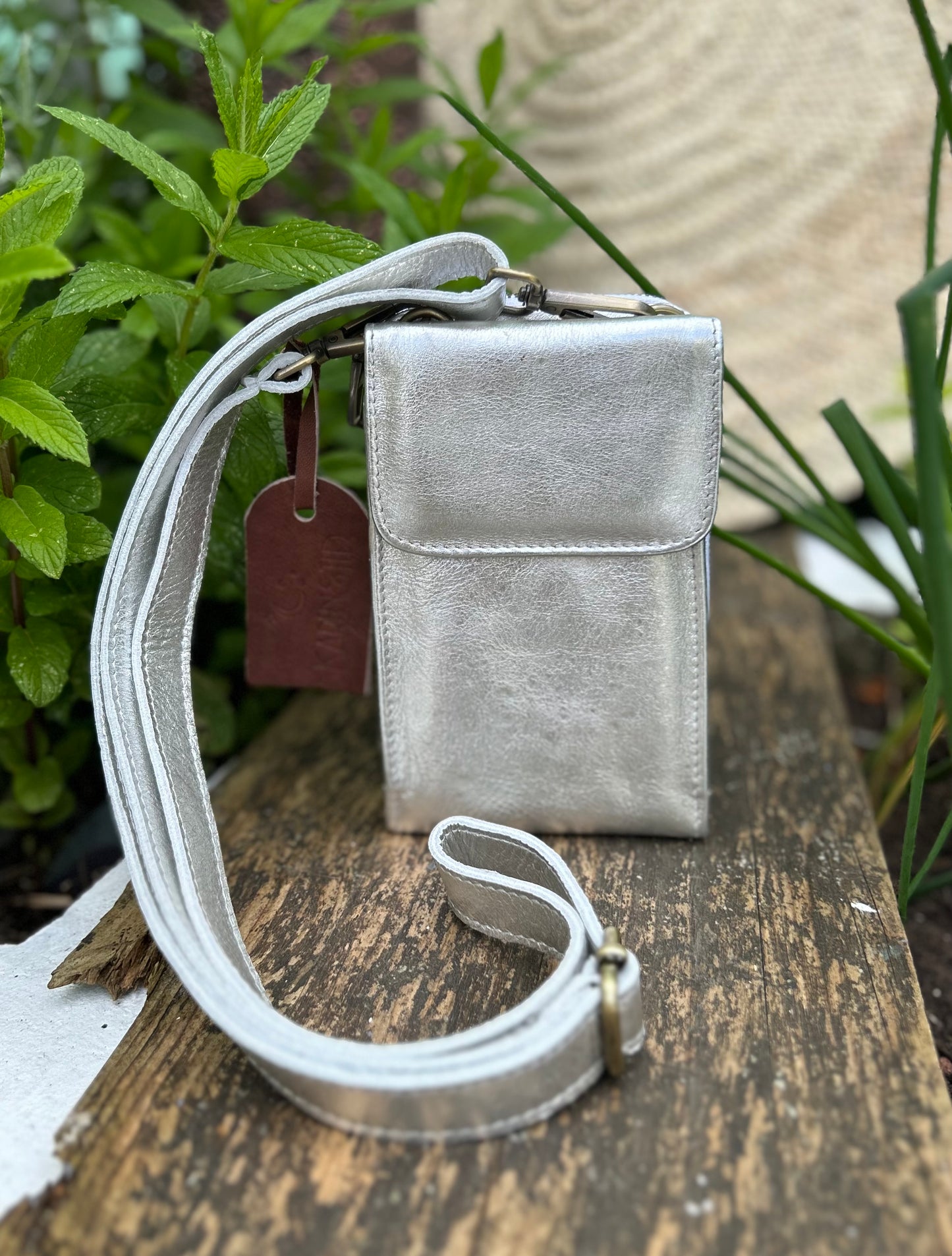 KASBAH - Phone/Wallet (Small but mighty)