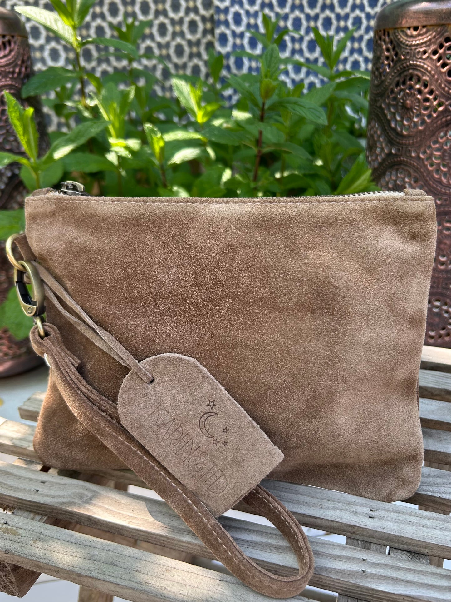 KENNARIA - Small Clutch