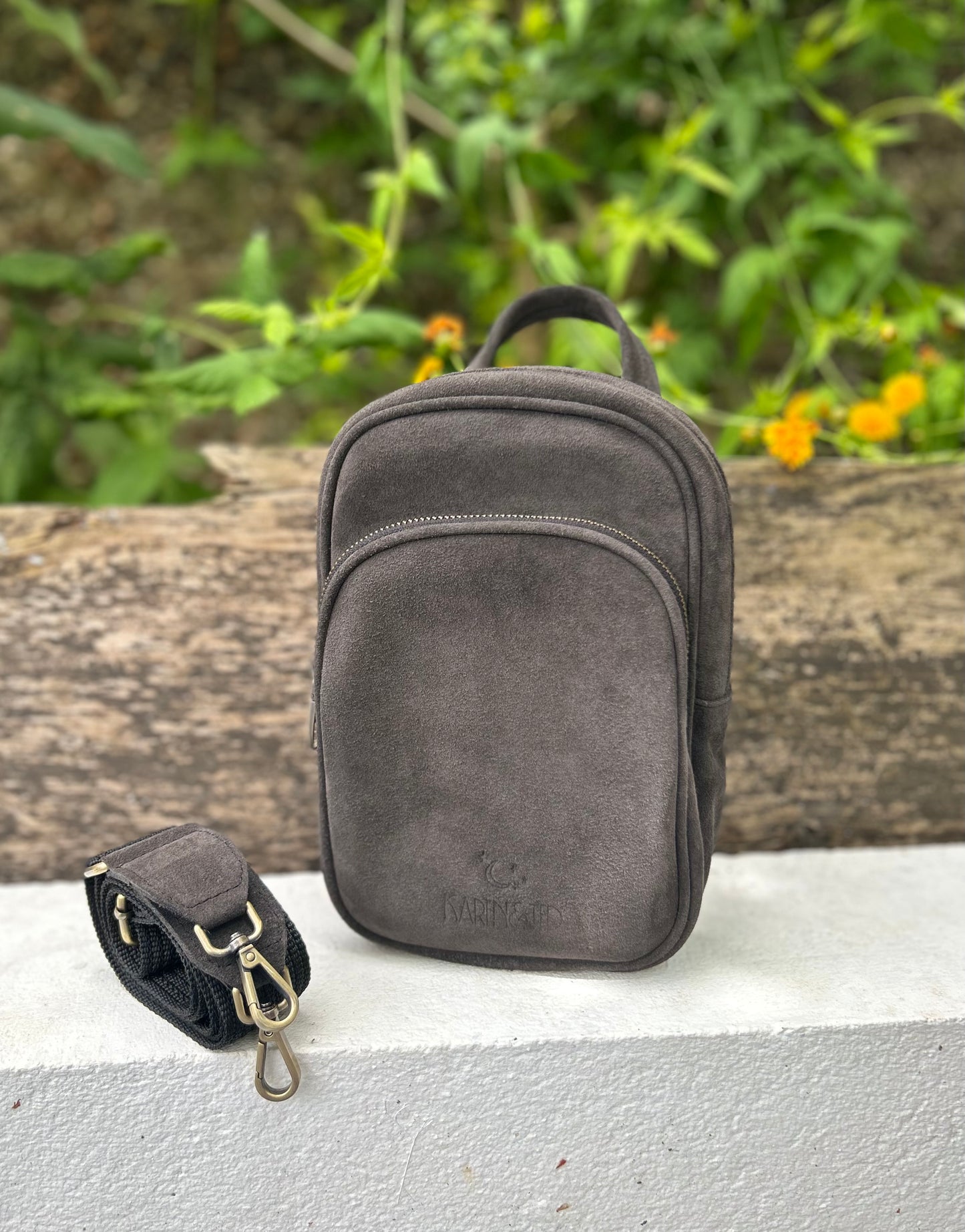 MELLAH - Small Cross Body Pack