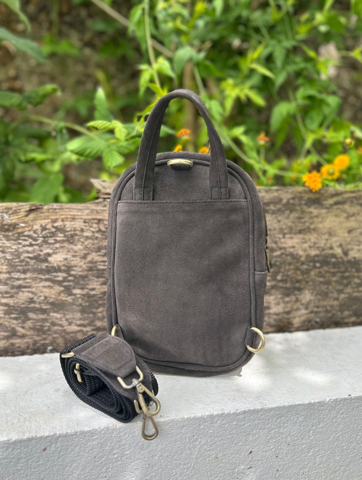MELLAH - Small Cross Body Pack