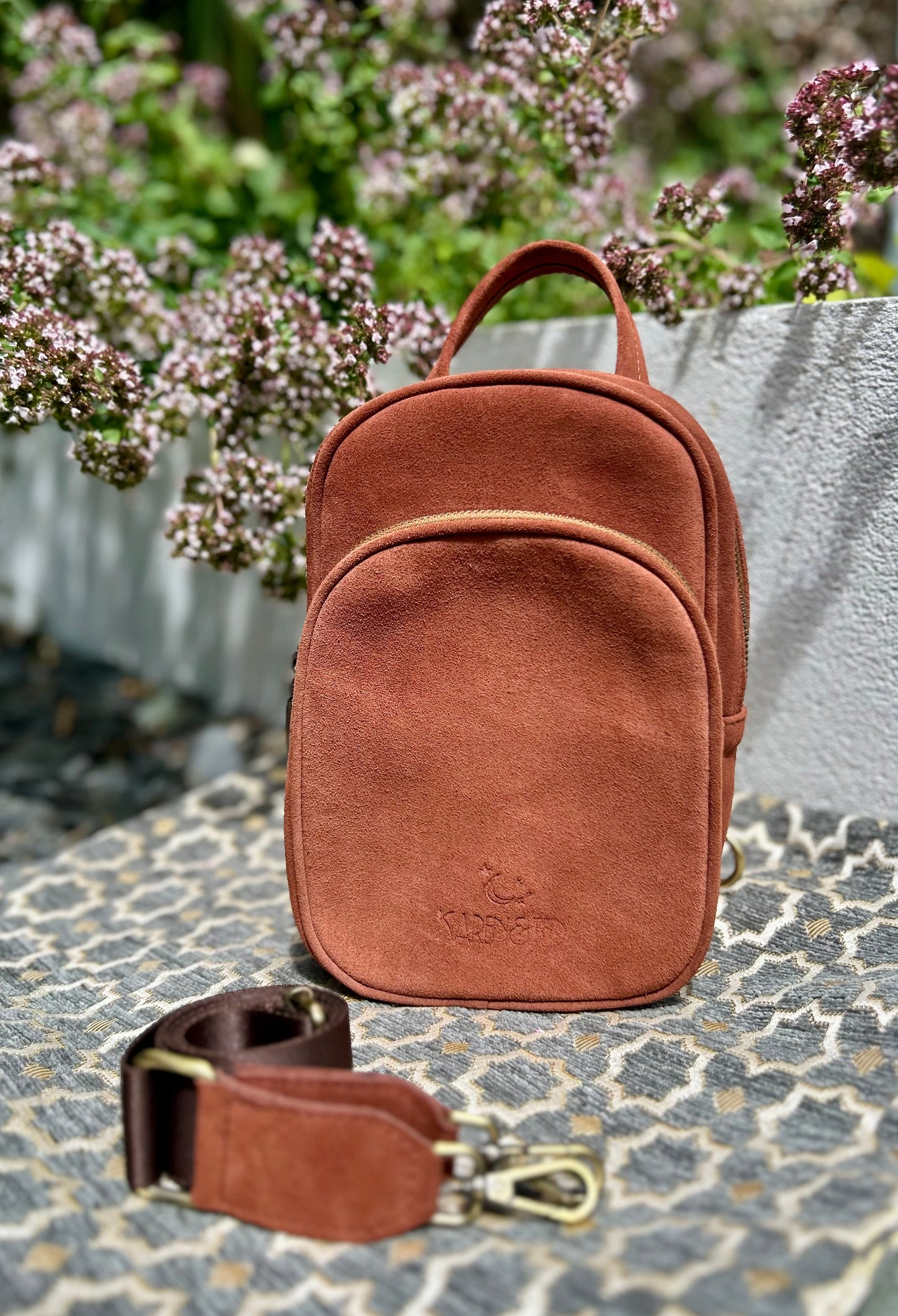 MELLAH - Small Cross Body Pack