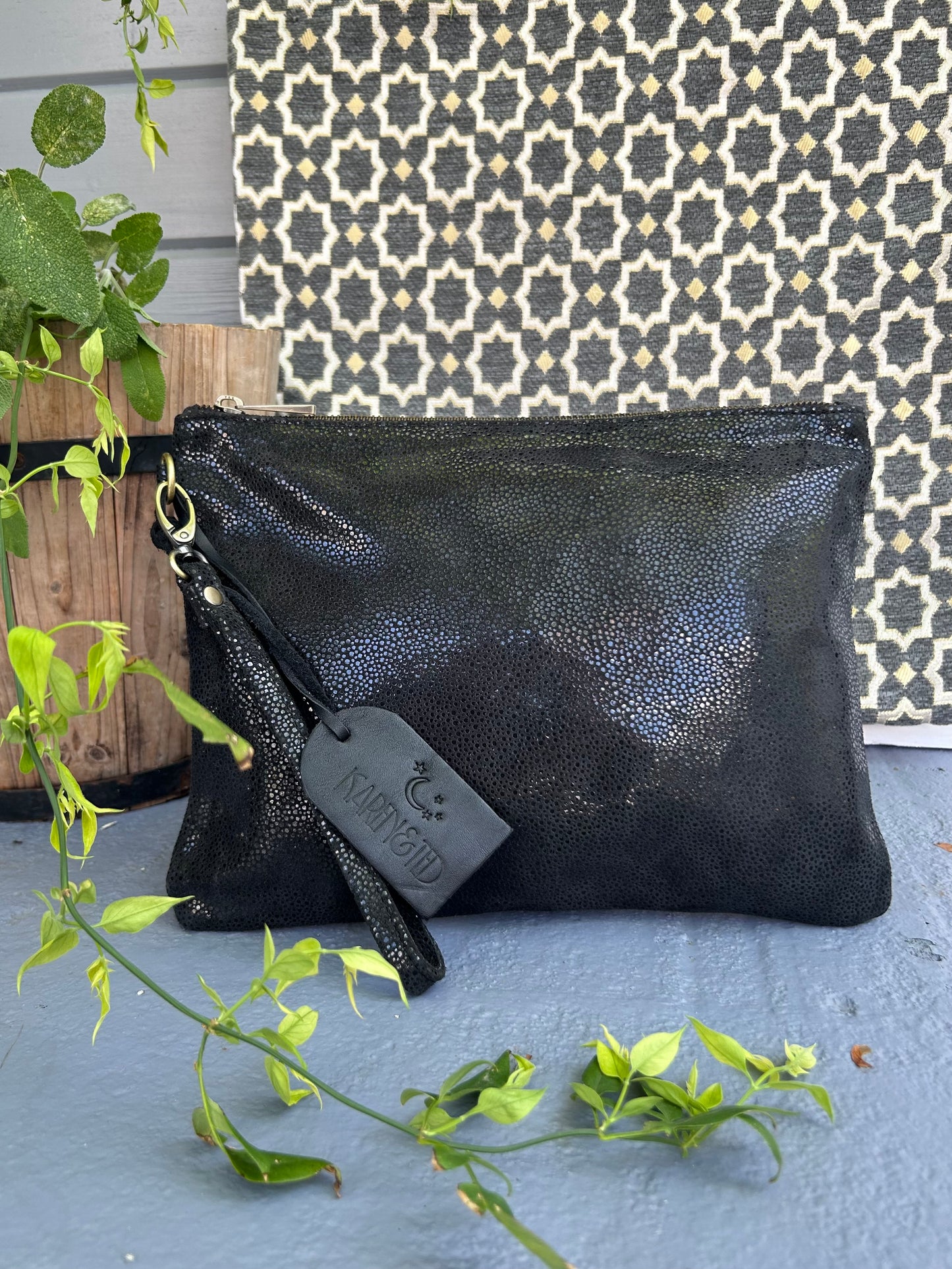 MENARA - Large Clutch