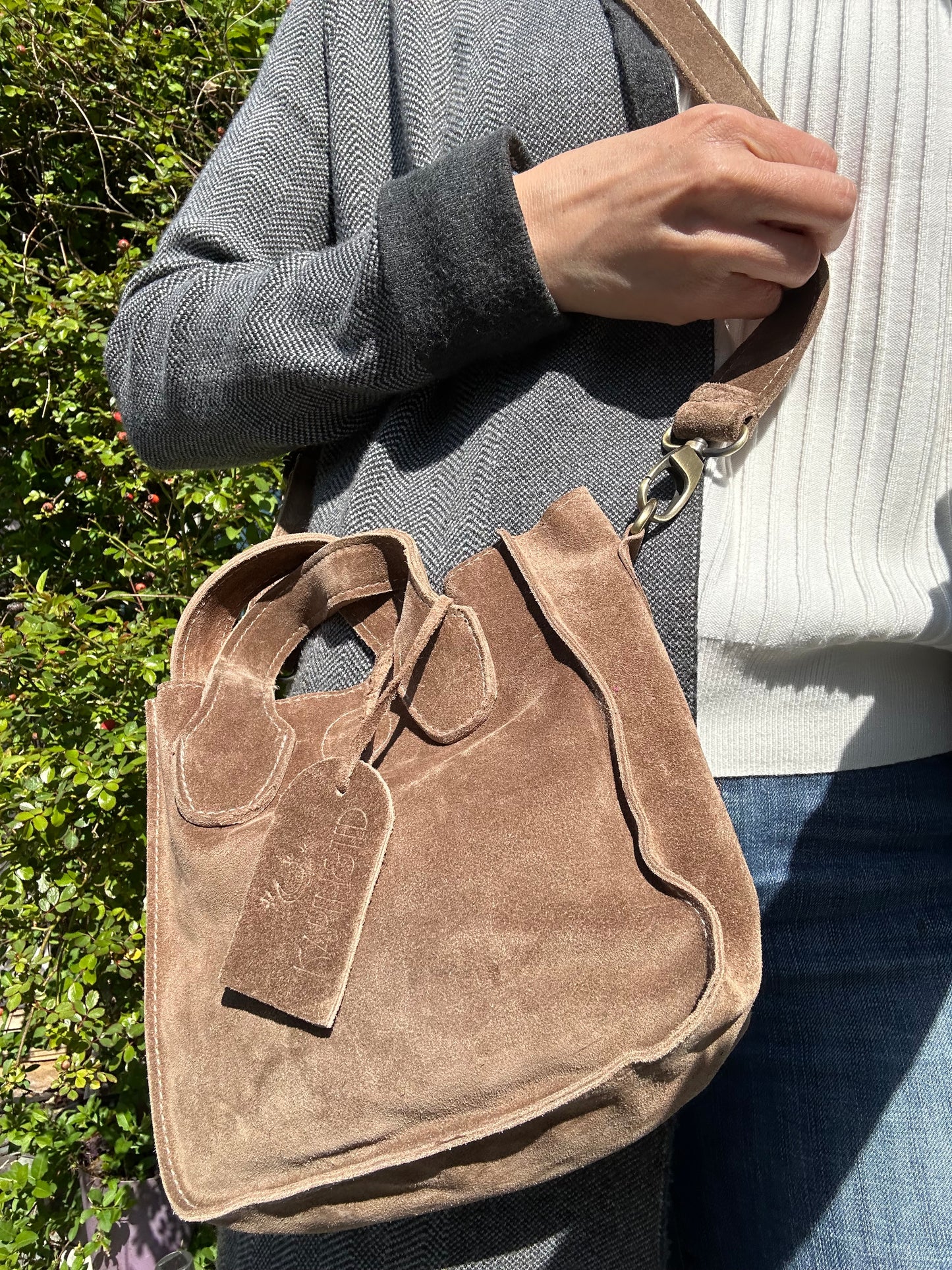 MIMOUN - Small Tote (Big Impact, Small Footprint)