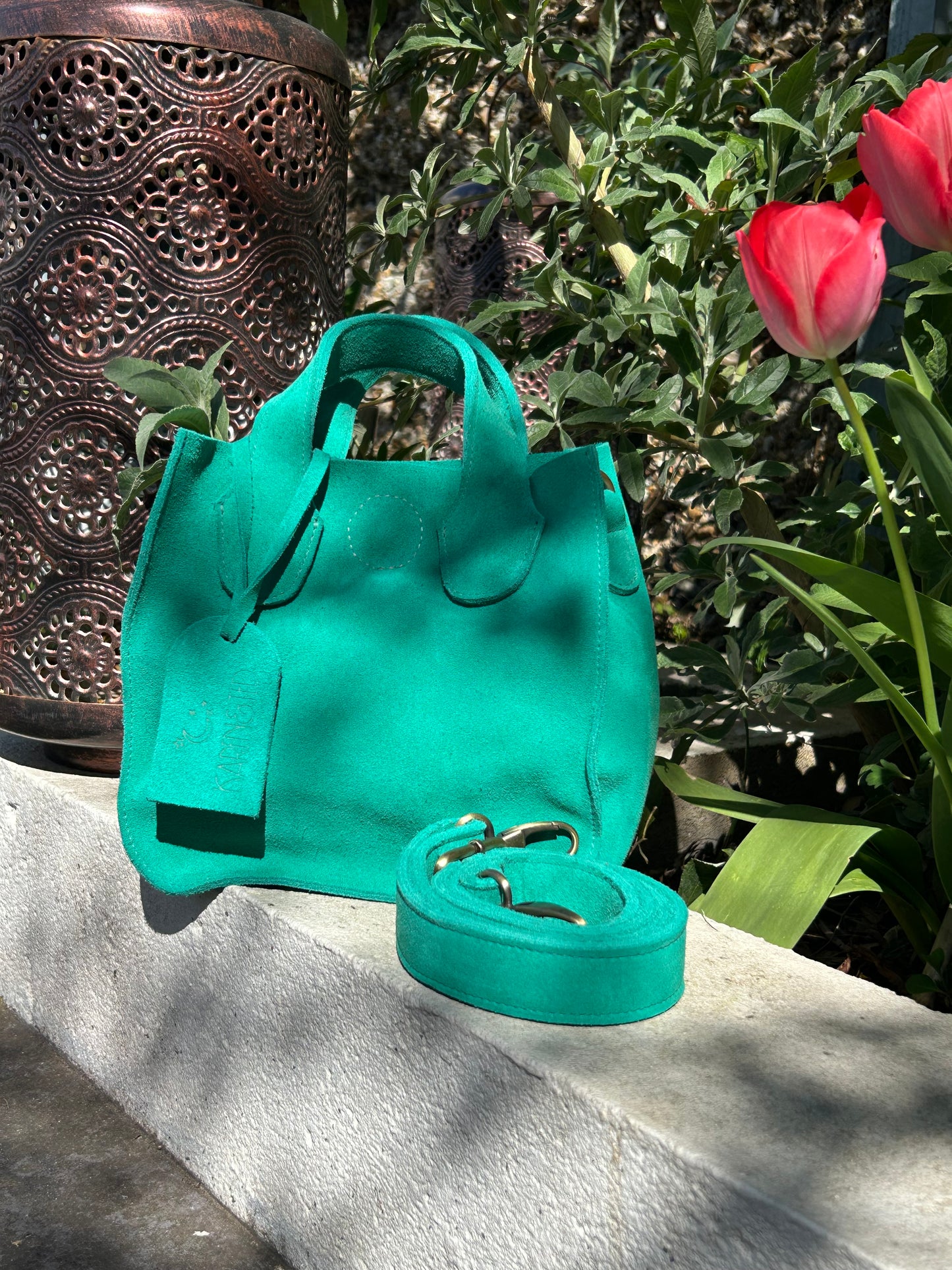 MIMOUN - Small Tote (Big Impact, Small Footprint)