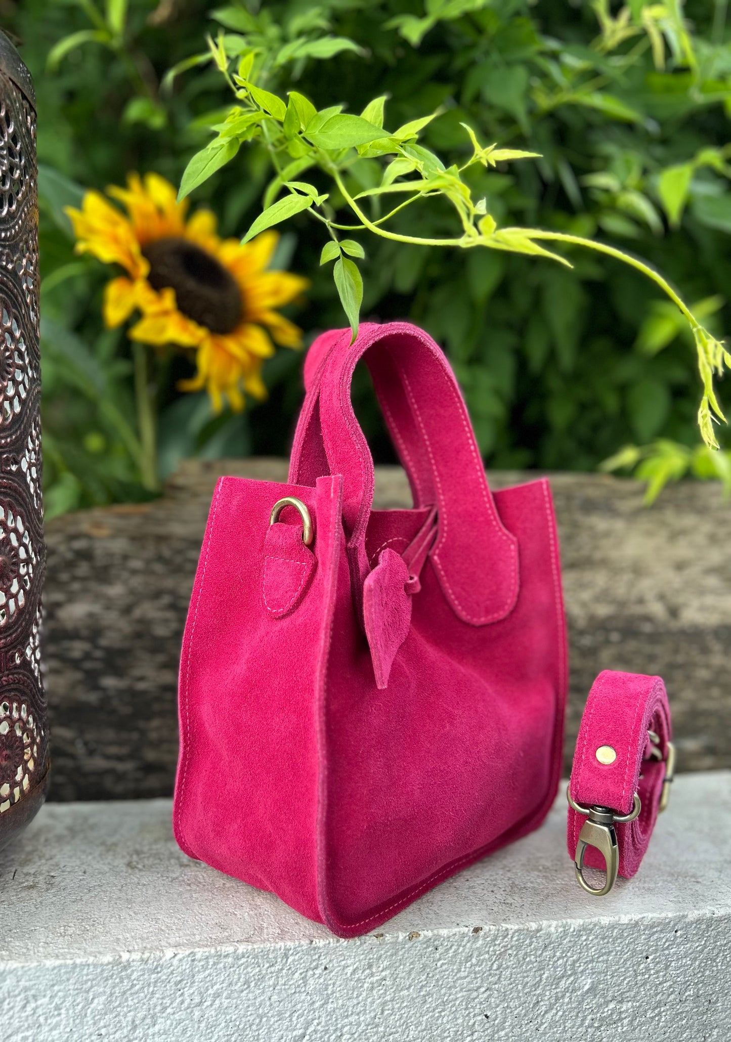 MIMOUN - Small Tote (Big Impact, Small Footprint)