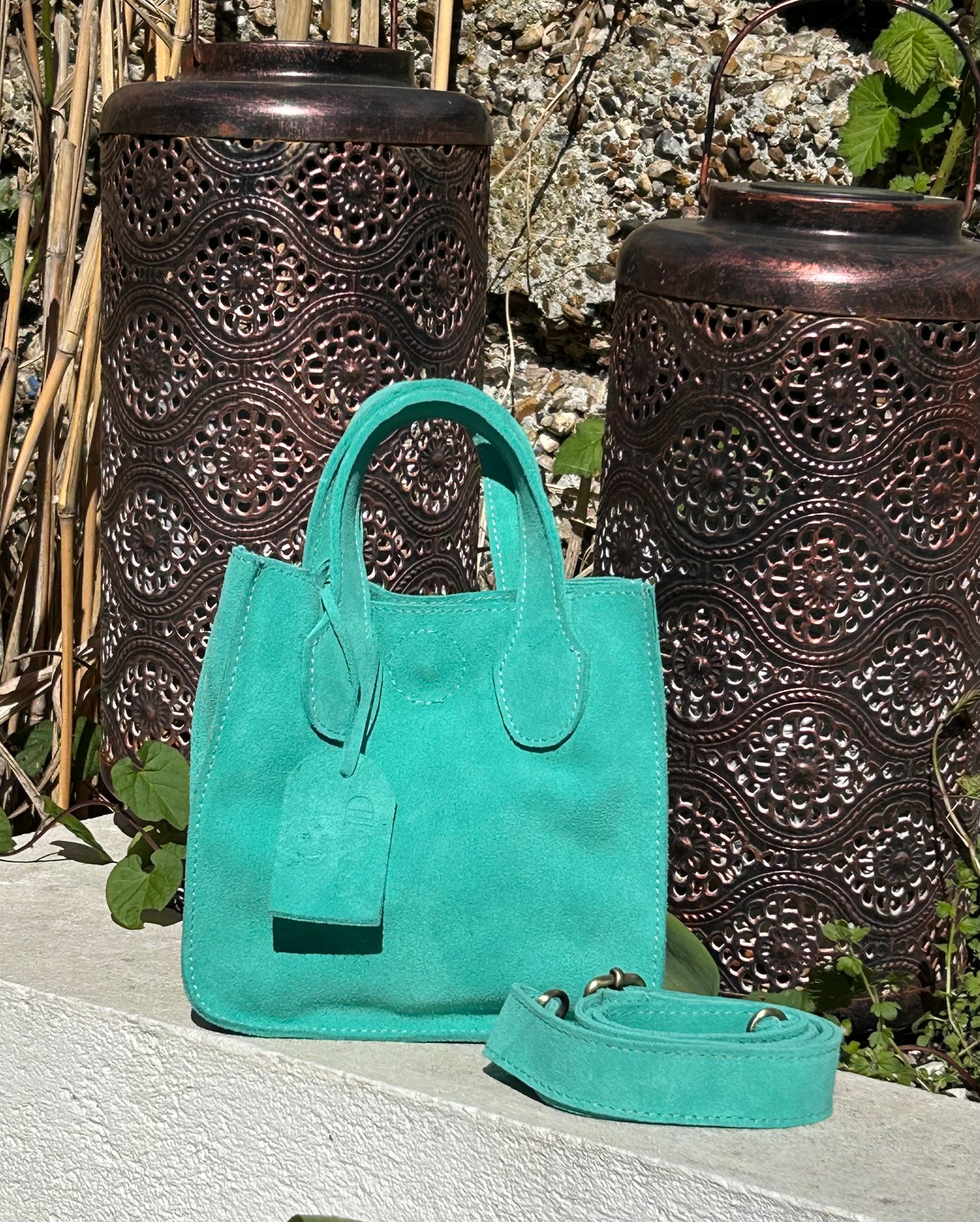 MIMOUN - Small Tote (Big Impact, Small Footprint)