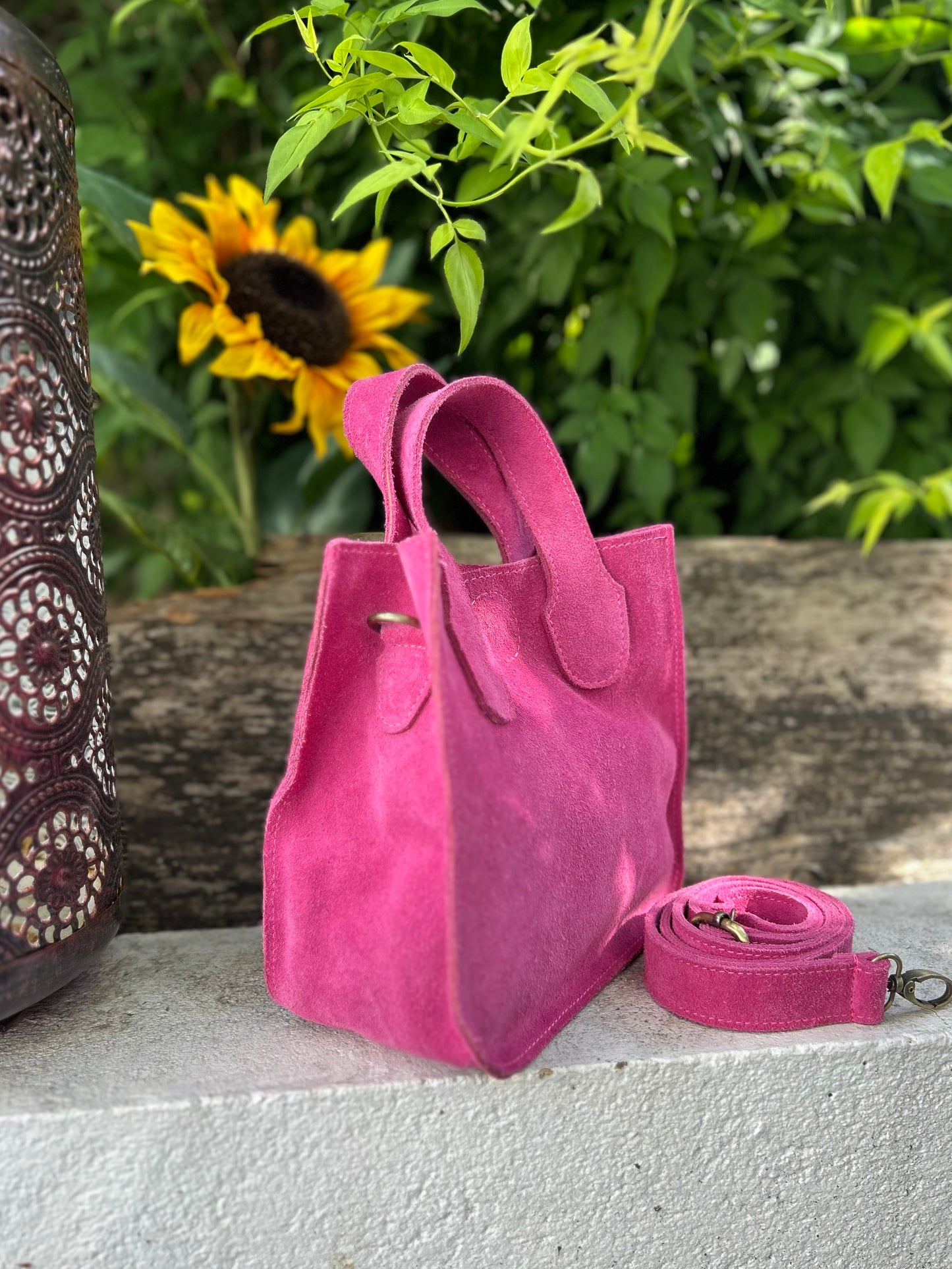 MIMOUN - Small Tote (Big Impact, Small Footprint)
