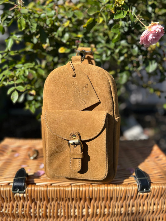 DABACHI - Cross Body Pack (Adventure, but make it stylish)